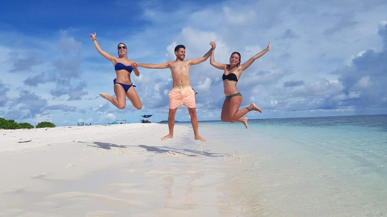 Beach Star Maldives Hangnaameedhoo Bagian luar foto