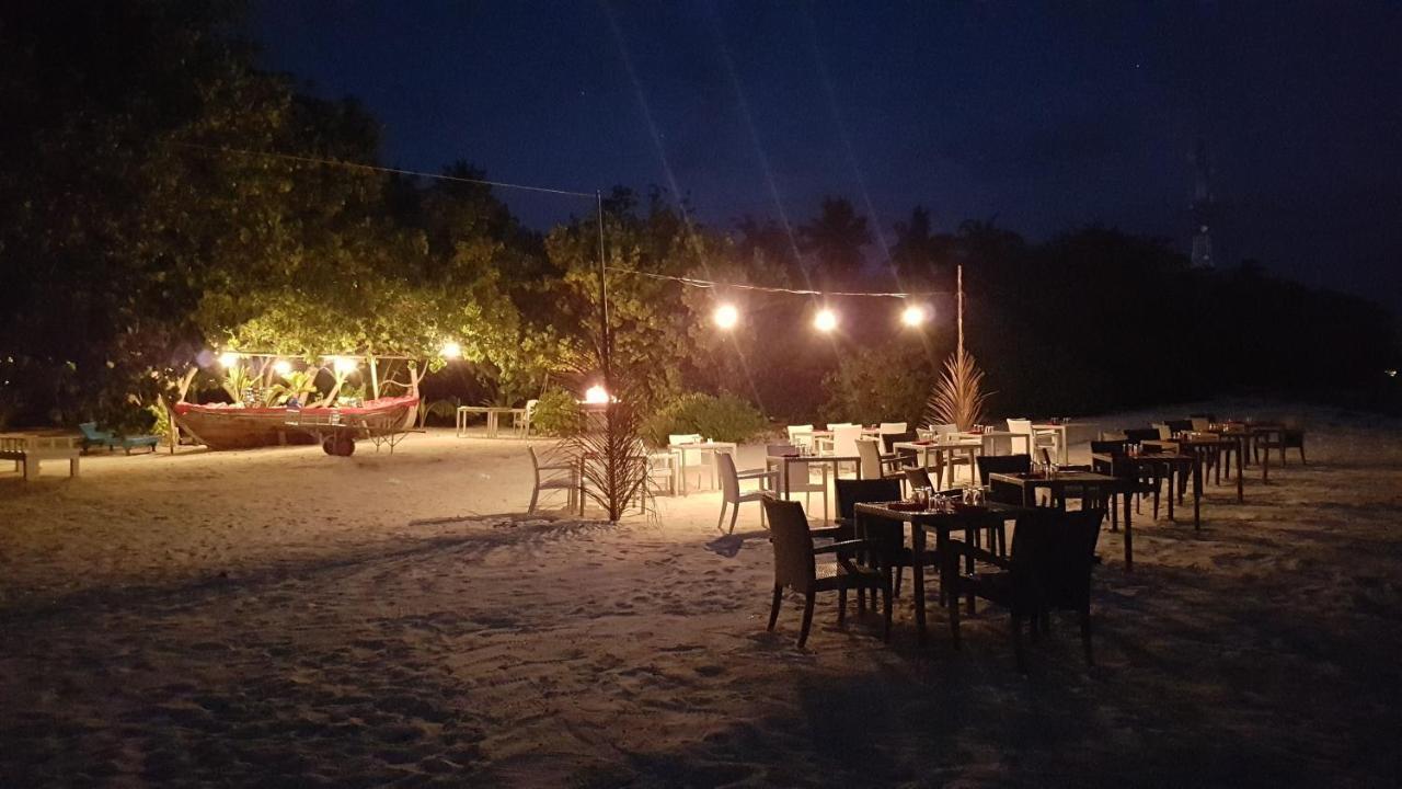 Beach Star Maldives Hangnaameedhoo Bagian luar foto