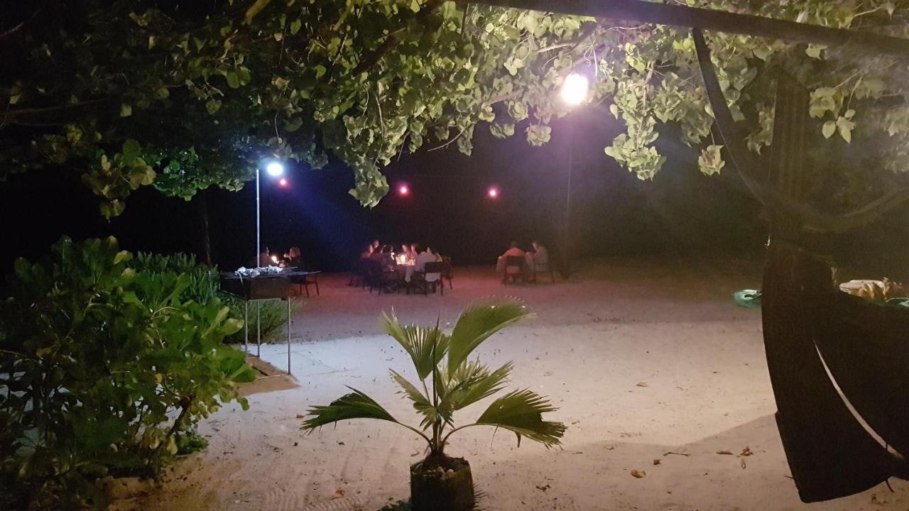 Beach Star Maldives Hangnaameedhoo Bagian luar foto