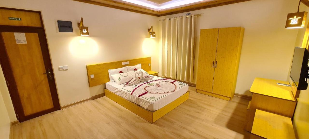 Beach Star Maldives Hangnaameedhoo Bagian luar foto